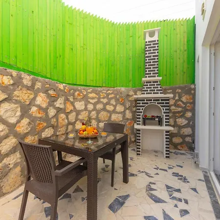 Villa Lighthouse 2 Kapali Havuzlu Tatil Villasi