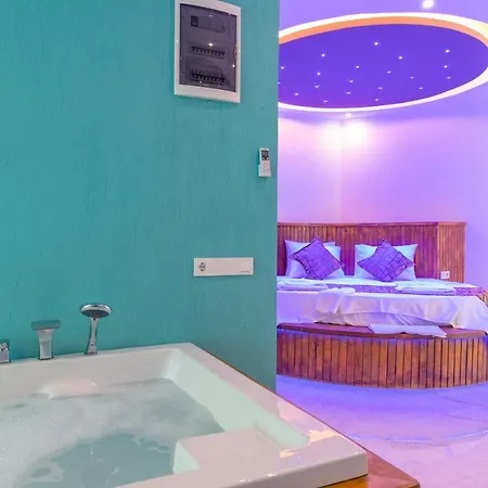 Lighthouse 2 Kapali Havuzlu Tatil Villasi Kaş