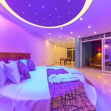 Lighthouse 2 Kapali Havuzlu Tatil Villasi Villa Kaş